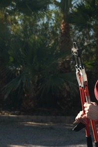 Melissa Stratton Gets Gangbanged And Cuckolded By Nade In A Fierce BDSM Scene