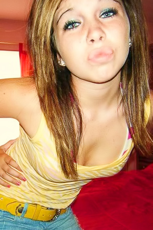 Wild punk amateur babe camwhoring